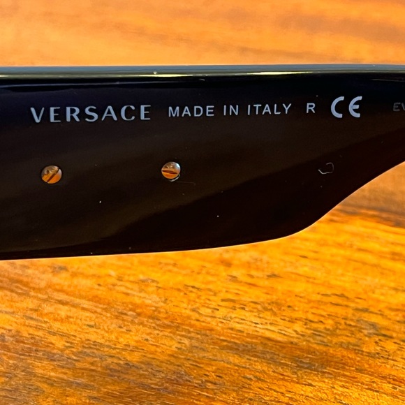 Versace Baroque Aviator Sunglasses - Picture 7 of 7